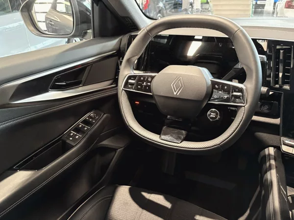 Renault Austral iconic mild hybrid 160 auto - foto 9
