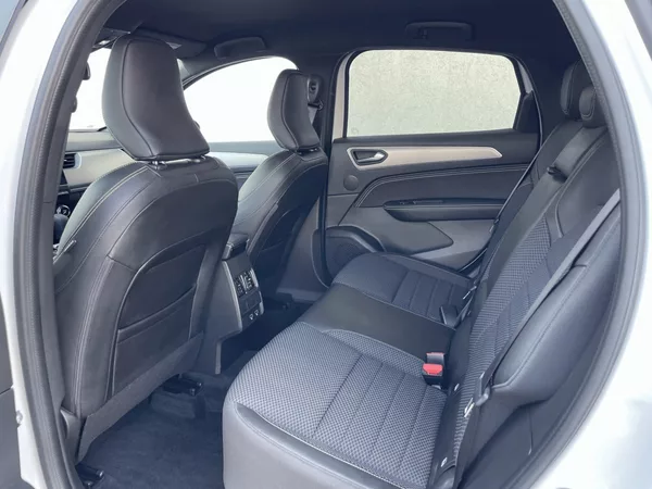 Renault Arkana TECHNO 1,3TCe 140k EDC - foto 17