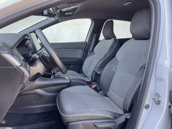 Renault Captur TECHNO 1,3TCe 160k EDC - foto 16