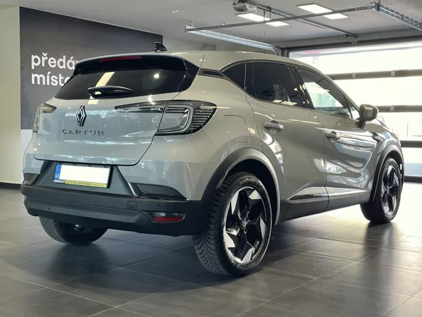 Renault Captur TECHNO 1,3TCe 160k EDC - foto 4