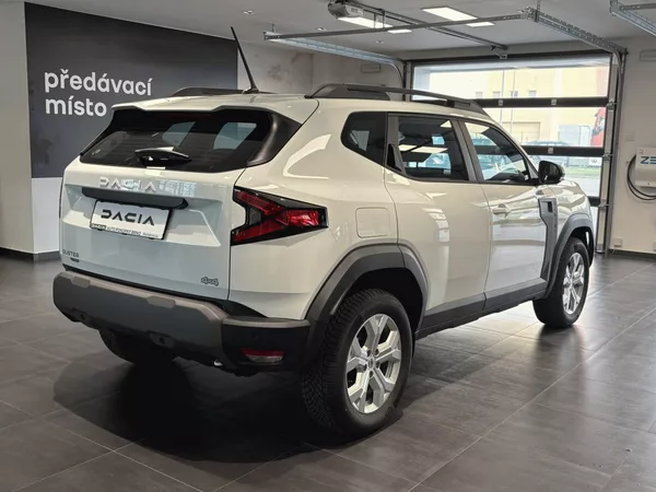 Dacia Duster expression hybrid 150 4x4 - foto 4