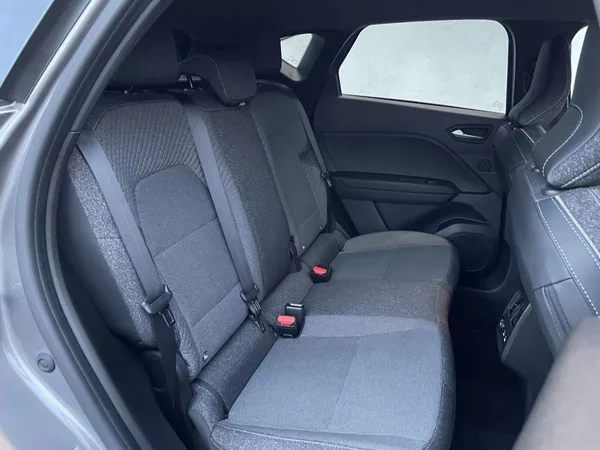 Renault Captur TECHNO 1,3TCe 160k EDC - foto 10
