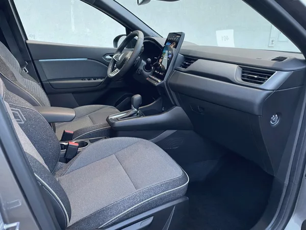 Renault Captur TECHNO 1,3TCe 160k EDC - foto 7