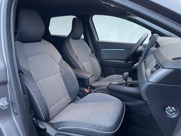 Renault Captur TECHNO 1,3TCe 160k EDC - foto 8