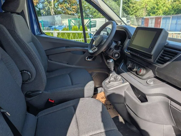 Renault Trafic L1H1 do 2,5t Furgon - foto 2