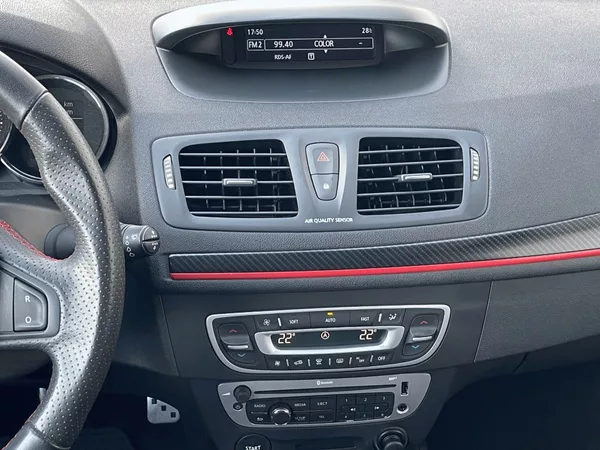 Renault Mégane Coupé GT LINE 1,4TCe 130k - foto 12
