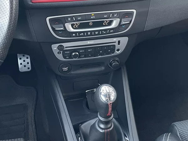 Renault Mégane Coupé GT LINE 1,4TCe 130k - foto 13