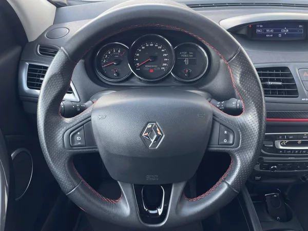 Renault Mégane Coupé GT LINE 1,4TCe 130k - foto 17