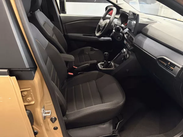 Dacia Sandero Stepway Expression Eco-G 120 - foto 6