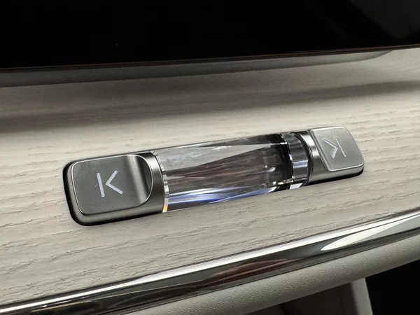 Volvo ES90 PURE ELECTRIC ULTRA - foto 21