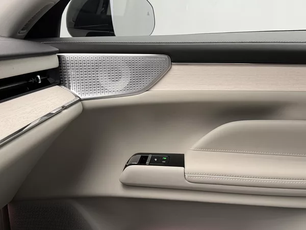 Volvo ES90 PURE ELECTRIC ULTRA - foto 6
