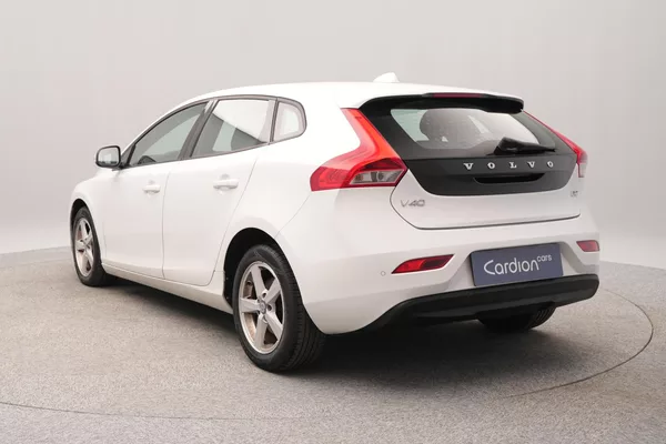 Volvo V40 D2 MOMENTUM CZ - foto 8