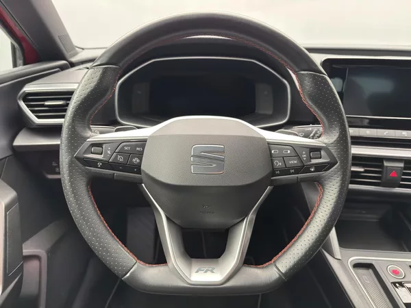 Seat Leon 1.5 TSI 110kW FR CZ - foto 3