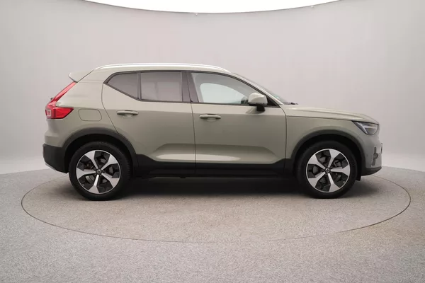 Volvo XC40 B3 CORE AUT - foto 11
