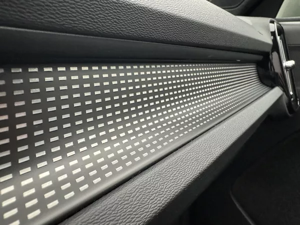 Volvo XC40 B3 CORE AUT - foto 27
