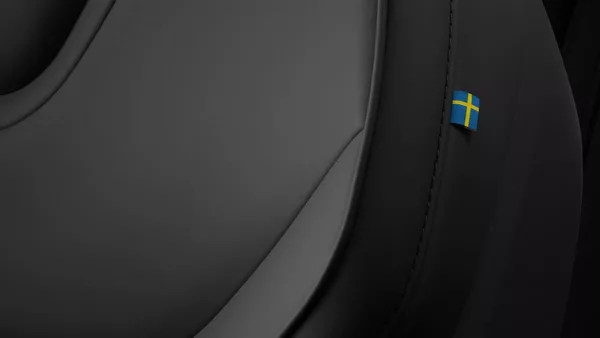 Volvo ES90 PURE ELECTRIC CORE - foto 17