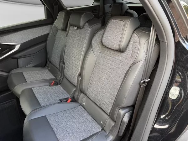 Peugeot 5008 ALLURE Hybrid 145 e-DCS6 - foto 13