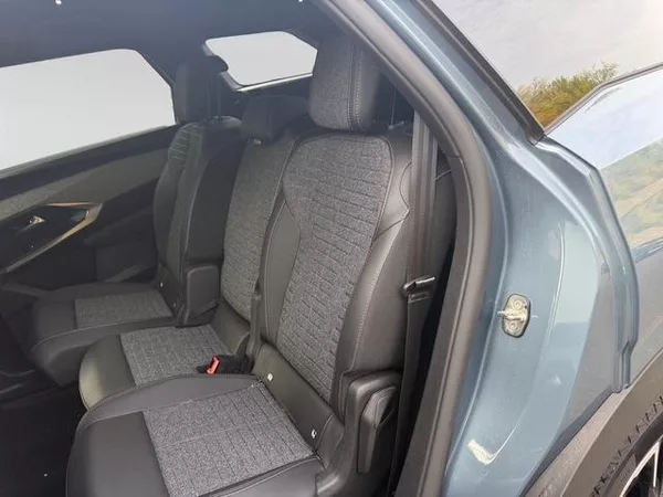 Peugeot 5008 ALLURE Hybrid 145 e-DCS6 - foto 13