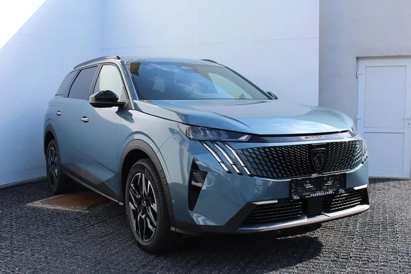 Peugeot 5008 ALLURE Hybrid 145 e-DCS6 - foto 4