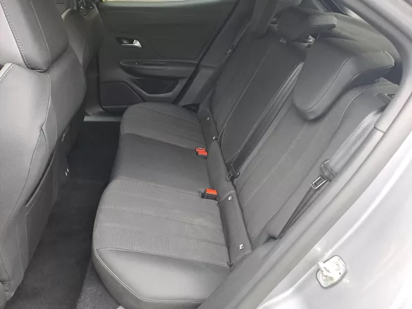 Opel Mokka GS 1.2 TURBO 96kW EAT8 - foto 14