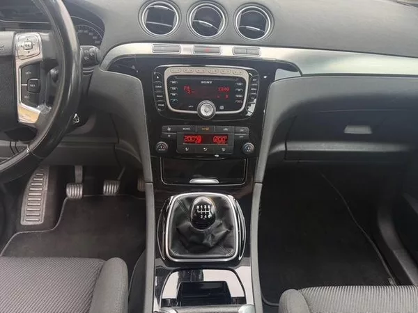 Ford S-MAX 2.0 TDCi 120kW Man. - foto 10