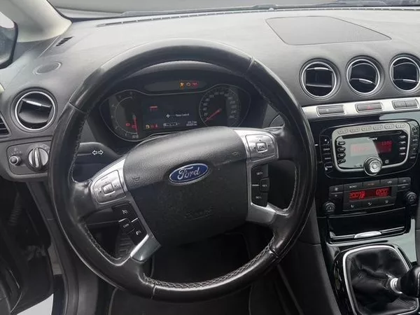Ford S-MAX 2.0 TDCi 120kW Man. - foto 11