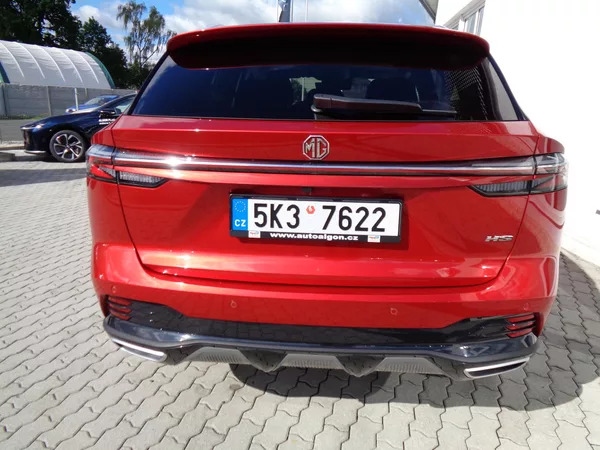 MG HS 1,5 7AT, Emotion, ZIM.PNEU! - foto 6