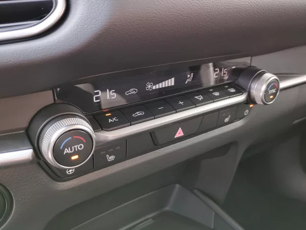Mazda CX-30 2,5 140 PS, Center-line, AKCE! - foto 14