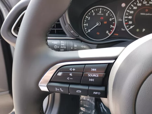 Mazda CX-30 2,5 140 PS, Center-line, AKCE! - foto 9