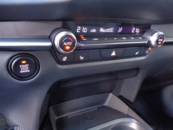 Mazda CX-30 2,5 140 PS, Exclus-line, AKCE! - foto 17