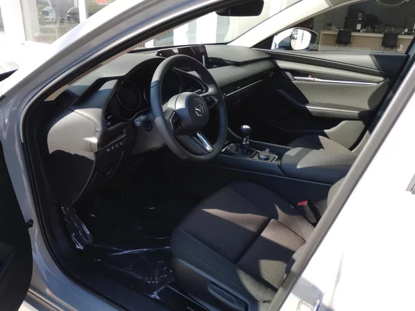 Mazda 3 SDN 2,5 AT, Centre-line, AKCE! - foto 6