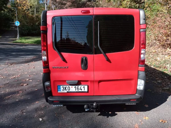 Renault Trafic 2,0 D 9 MÍST, TZ, kamera ! - foto 11