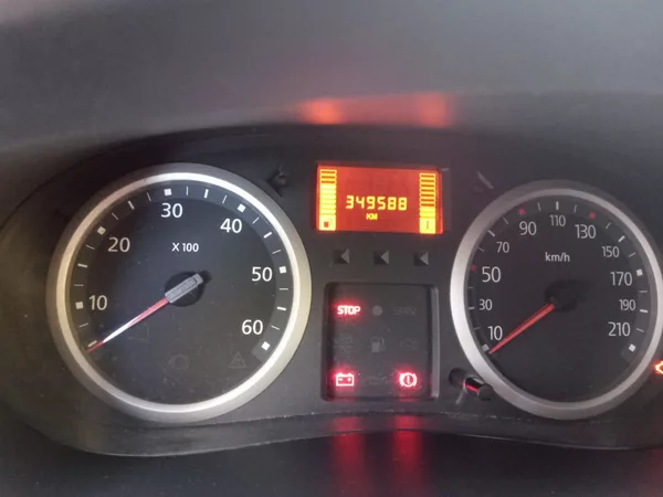 Renault Trafic 2,0 D 9 MÍST, TZ, kamera ! - foto 13