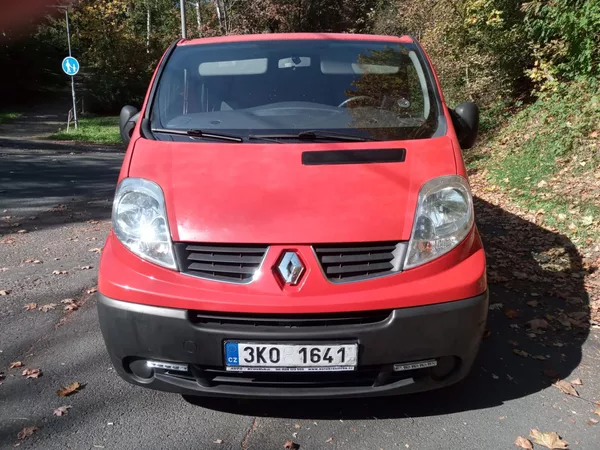 Renault Trafic 2,0 D 9 MÍST, TZ, kamera ! - foto 2