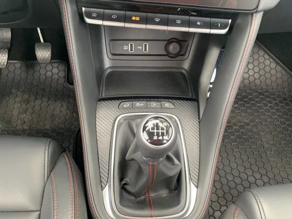 MG ZS Elegance 1.0 TGI 82kW - foto 11