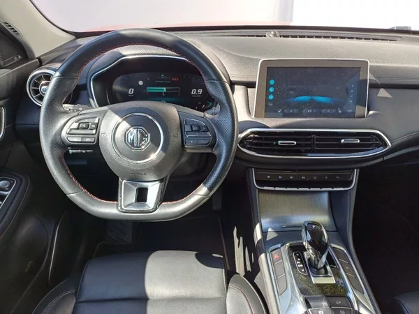 MG HS Excite 1,5 TGI 119 kW 2WD 7AT - foto 9