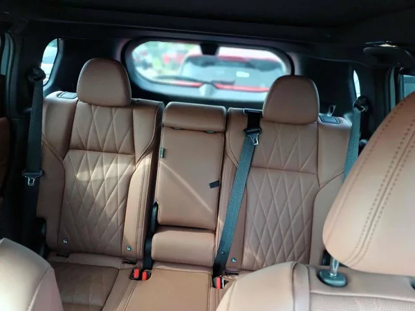Mitsubishi Outlander Instyle+ 2,4 MIVEC 2xelektromo - foto 16
