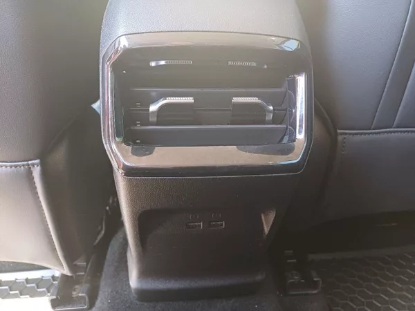 MG HS EXCLUSIVE 1,5 TGI 125 kW autom - foto 15