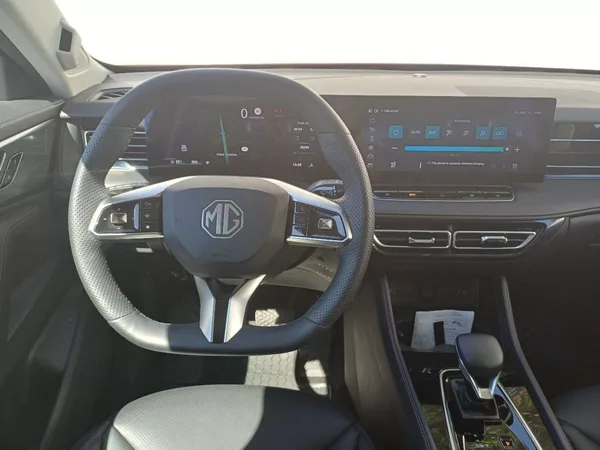 MG HS EXCLUSIVE 1,5 TGI 125 kW autom - foto 8