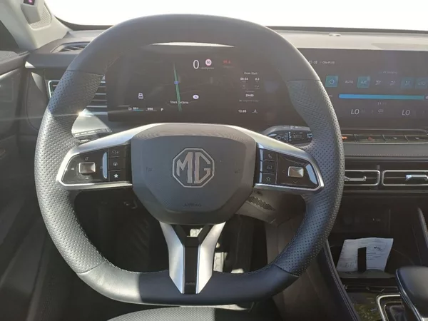 MG HS EXCLUSIVE 1,5 TGI 125 kW autom - foto 9