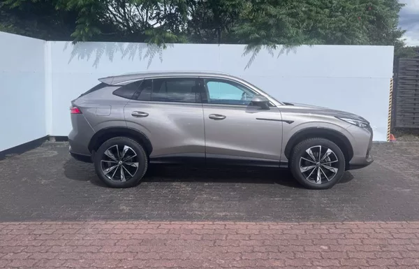 MG HS EMOTION 1,5 TGI 125 kW automat - foto 6