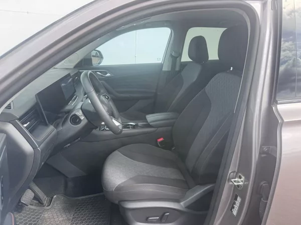 MG HS EMOTION 1,5 TGI 125 kW automat - foto 7