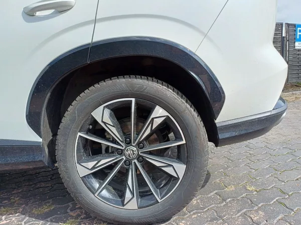 MG HS EMOTION 1,5 TGI 125 kW automat - foto 18