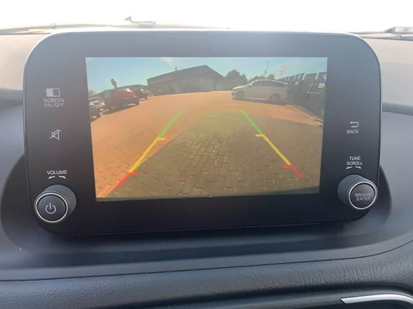 Fiat Tipo Kombi Life 1,0 FireFlay 100 k - foto 16