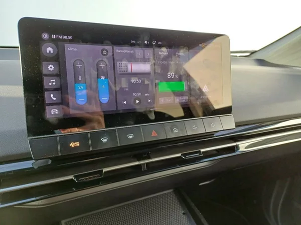 MG MG4 Elegance 150 kW 64 kWh RWD - foto 13