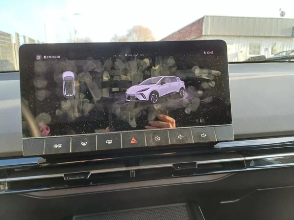 MG MG4 Elegance 150 kW 64 kWh RWD - foto 14