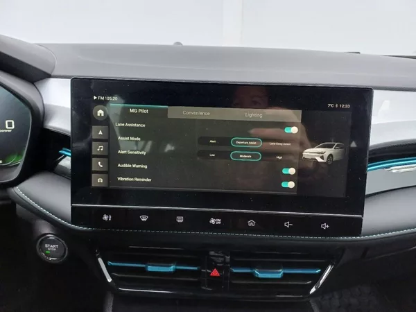MG MG5 Excite 115kW 61,1 kWh 2WD - foto 12