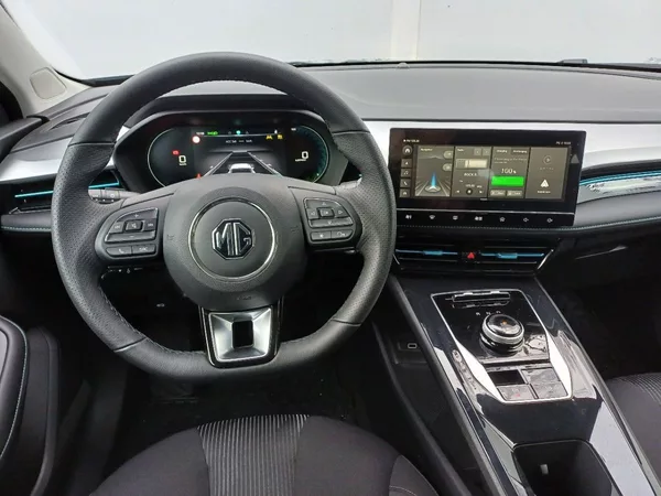 MG MG5 Excite 115kW 61,1 kWh 2WD - foto 16