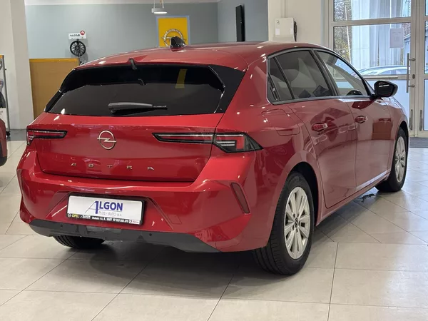 Opel Astra 1.2 TURBO Edition