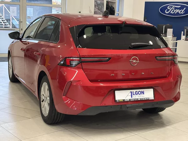 Opel Astra 1.2 TURBO Edition